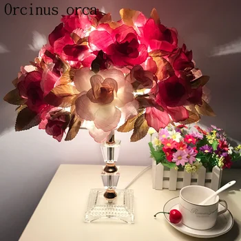 Jednoduché, moderné luxusné kryštál ruže svetlo stolná lampa tvorivé kórejský spálňa posteli svadobné miestnosť, stolná lampa darček