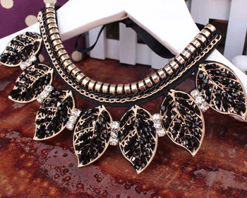 Ručné korálkové golier náhrdelník choker perličiek vyhlásenie ženy móda české collares vintage náhrdelník ročníka krištáľové šperky