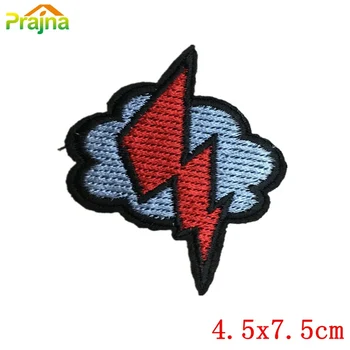 Hot Predaj Lacné Výšivky Lightning Patch Odznaky Na Odevy Nálepky Žehlička Na Cartoon Cloud Škvrny Nášivka Pre Deti Oblečenie