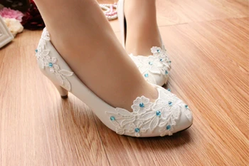 Nové blíži! Light Ivory čipky appliques svadobné svadobné topánky pre ženy PR611 alebo bridesmaid, topánky s modrým drahokamu