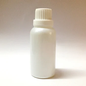 30ml biela sklenená fľaša s bielym tamperproof plastovou hlavicou pre esenciálny olej obsahuje esenciálny olej fľaše, sklenené fľaše