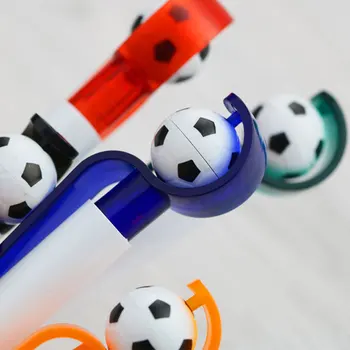 5 Ks/veľa Guľôčkové Pero 0,5 mm Modrý Atrament Písanie Dodávky guličkové Pero, Roztomilý Futbal kórejský Školské potreby Pre Študentov kancelárske potreby