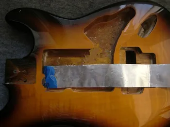4.8CMX17M Tienenie zníženie hluku tinfoil lepiaca páska PRE elektrické gitary, basy telo gitarové časti veľkoobchod