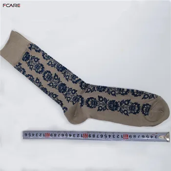 Fcare 4PCS=2 páry plus veľká veľkosť jeseň zima 44, 45, 46, 47 business šaty ponožky calcetines mužov tlačené šaty ponožky