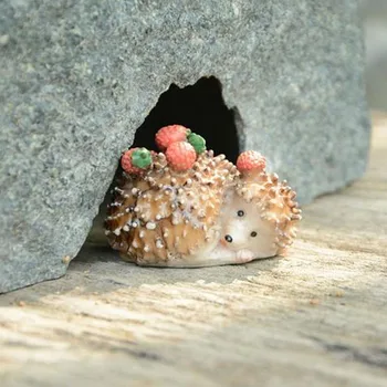Roztomilý Umelé mini ježko miniatúry rozprávková záhrada trpaslíci moss terárium živice remesiel domáce dekorácie Darček pre deti