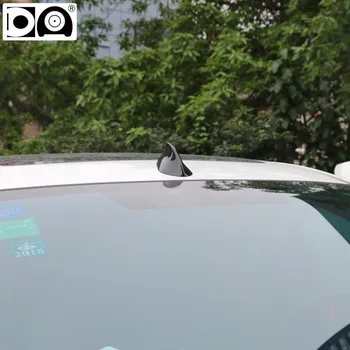 Pre Nissan Marca príslušenstvo Predné shark fin antény špeciálne antény autorádia auto Silnejší signál Klavírny lak