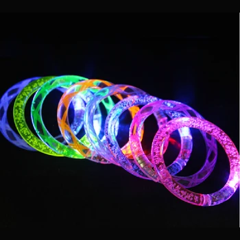 50pcs/veľa farebné meniace LED náramok rozsvieti Náramok blikajúce Akryl žiariace náramok detský narodeniny hračky party dekorácie