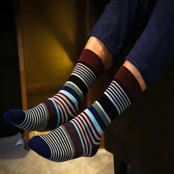 [COSPLACOOL] Vysokej kvality veľké metrov Módne farebné ponožky bavlna páni Žakárové line hit farba podnikania Voľný čas mužov ponožky